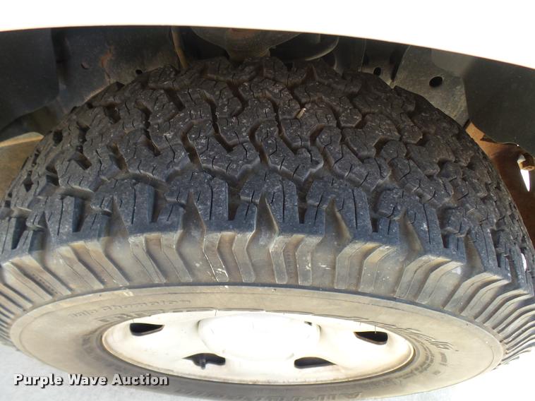 image for item L7127 2009 Ford F150 XL SuperCab pickup truck