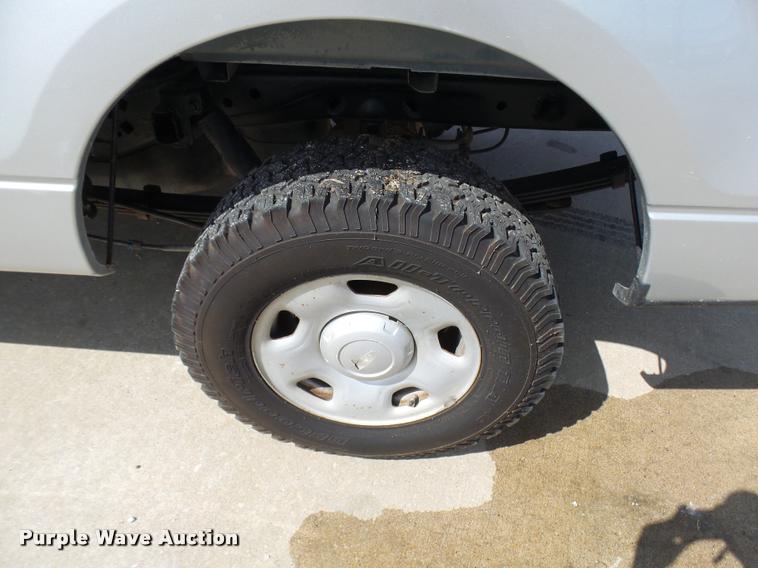 image for item L7127 2009 Ford F150 XL SuperCab pickup truck