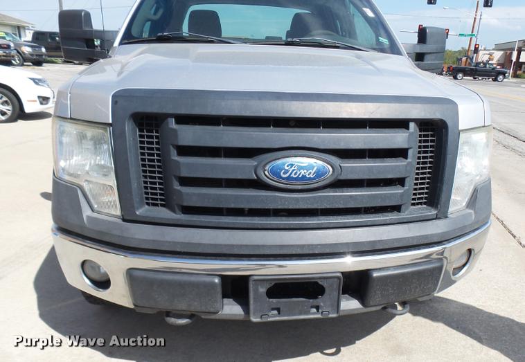 image for item L7127 2009 Ford F150 XL SuperCab pickup truck
