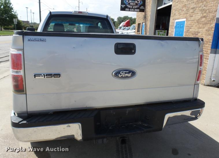 image for item L7127 2009 Ford F150 XL SuperCab pickup truck