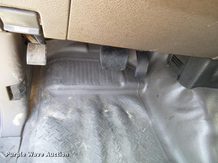 image for item L7127 2009 Ford F150 XL SuperCab pickup truck