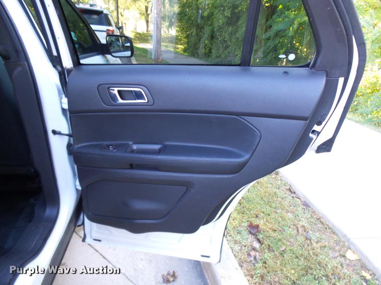 image for item L7159 2013 Ford Explorer Police Interceptor Utility SUV