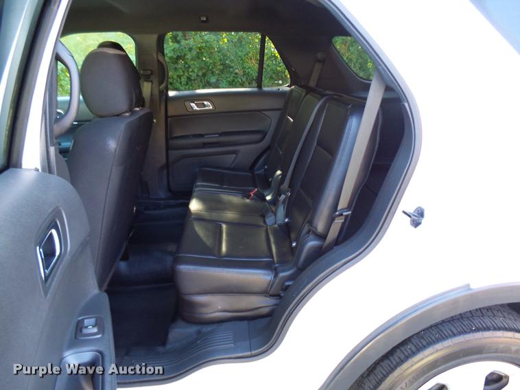 image for item L7159 2013 Ford Explorer Police Interceptor Utility SUV