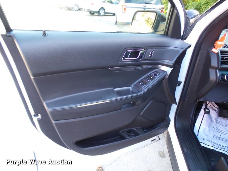 image for item L7159 2013 Ford Explorer Police Interceptor Utility SUV