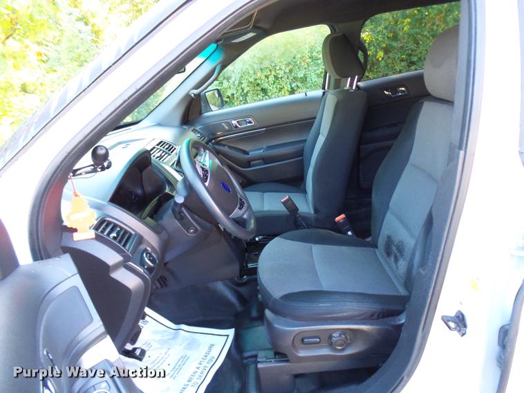 image for item L7159 2013 Ford Explorer Police Interceptor Utility SUV