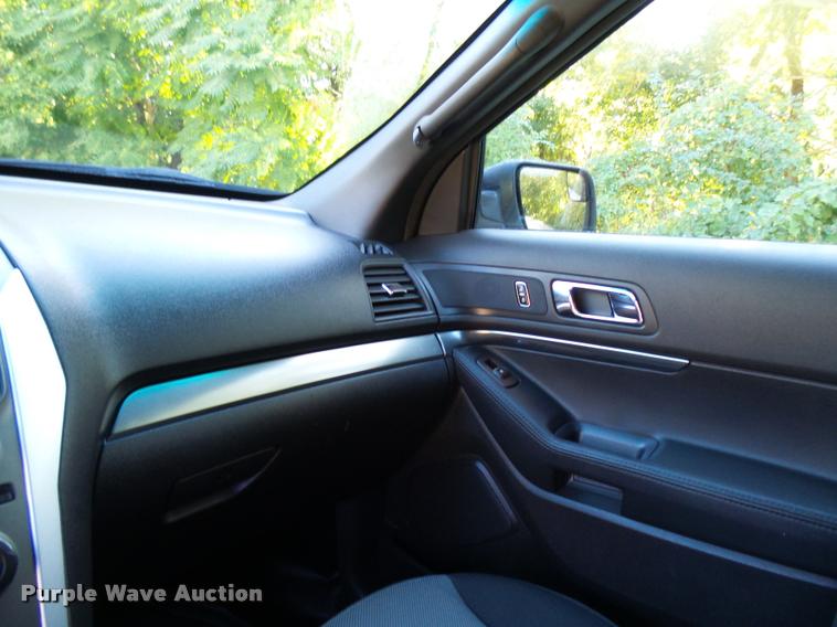 image for item L7159 2013 Ford Explorer Police Interceptor Utility SUV