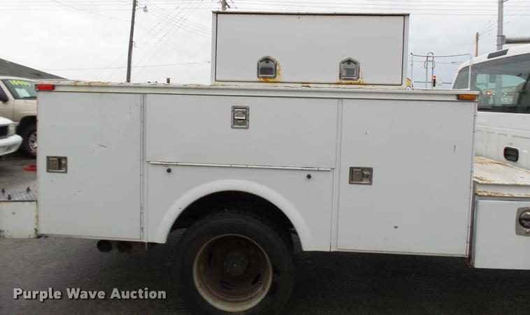 image for item N9494 2008 Ford F450 Super Duty XL utility truck