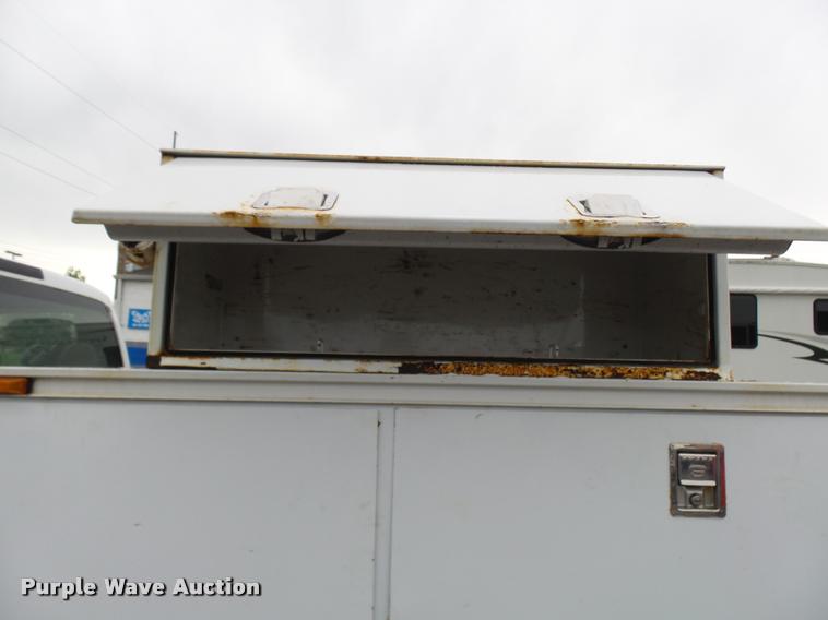 image for item N9494 2008 Ford F450 Super Duty XL utility truck