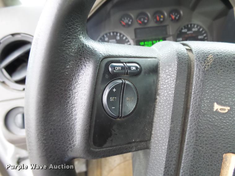image for item N9494 2008 Ford F450 Super Duty XL utility truck