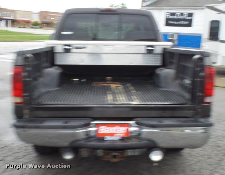 image for item N9495 2006 Ford F250 Super Duty Lariat FX4 Crew Cab pickup truck