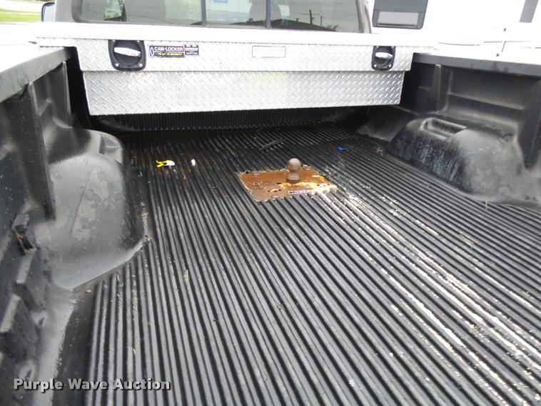 image for item N9495 2006 Ford F250 Super Duty Lariat FX4 Crew Cab pickup truck