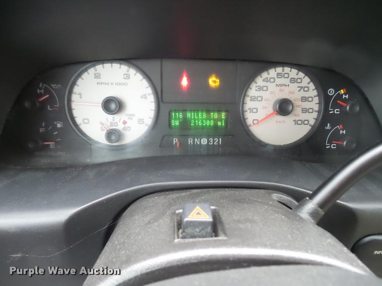 image for item N9495 2006 Ford F250 Super Duty Lariat FX4 Crew Cab pickup truck