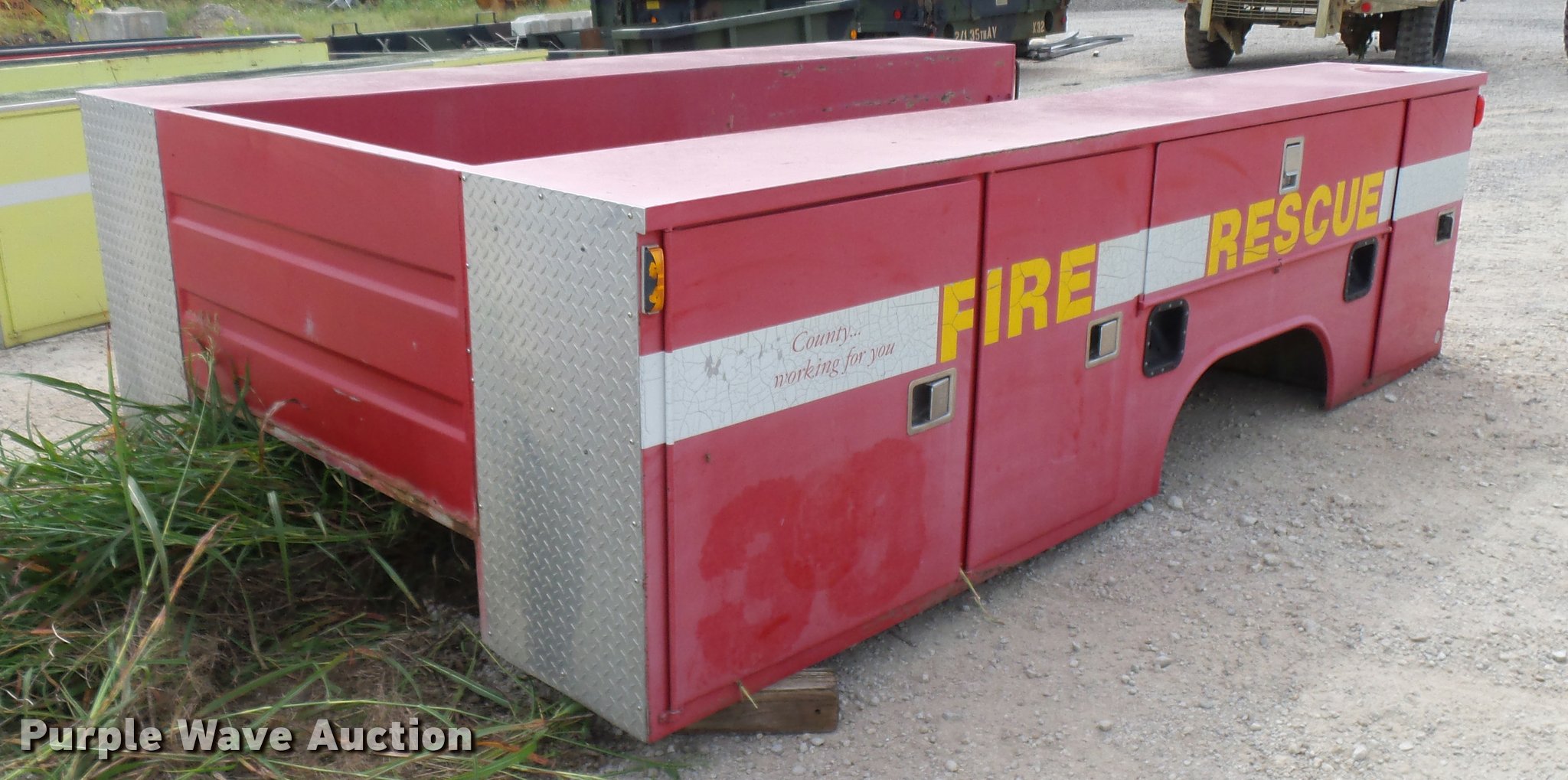 RawsonKoenig utility bed in Eureka, KS Item K3040 sold Purple Wave