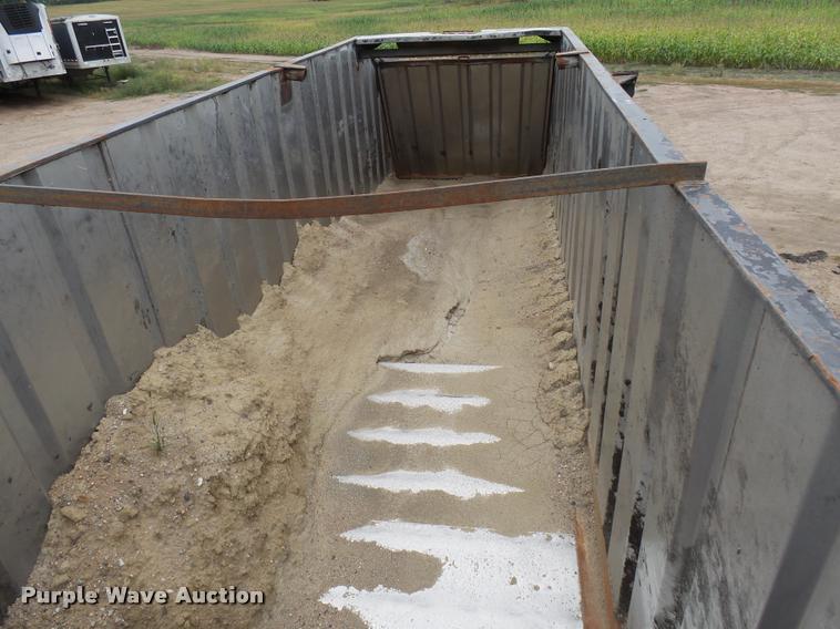 image for item AL9098 2002 shop built end dump trailer