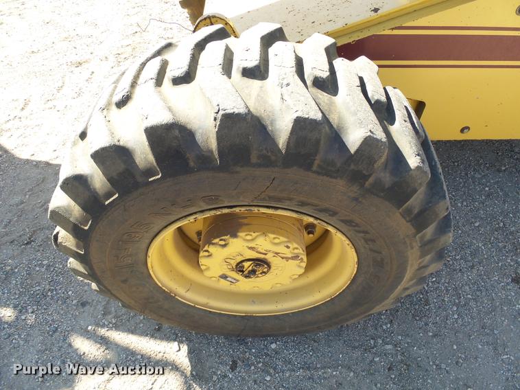 image for item AL9102 Grove MZ66B boom lift