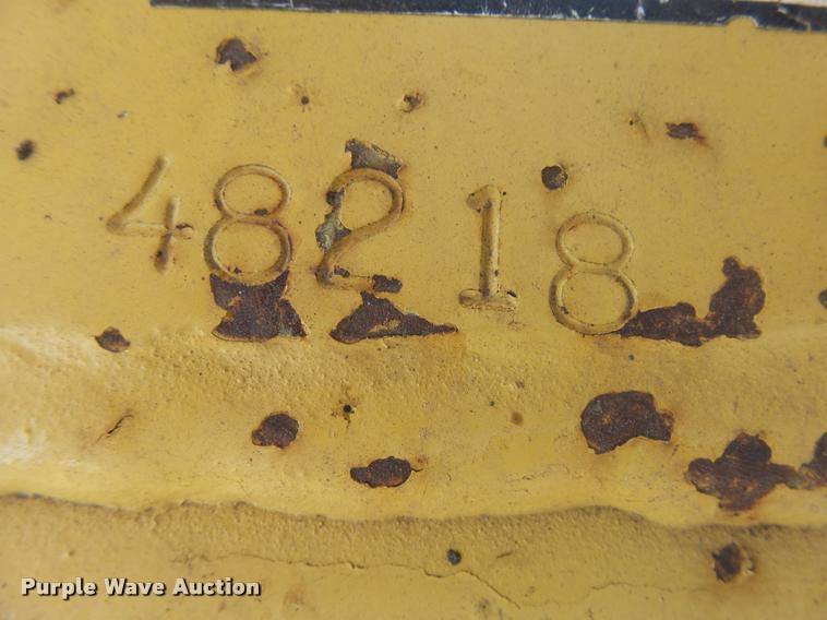 image for item AL9102 Grove MZ66B boom lift