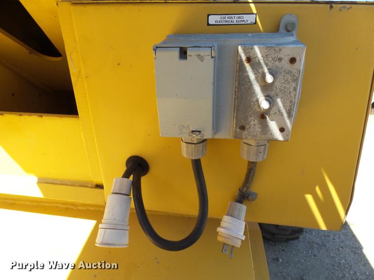 image for item AL9102 Grove MZ66B boom lift