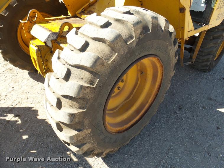image for item AL9107 JCB 525B telehandler