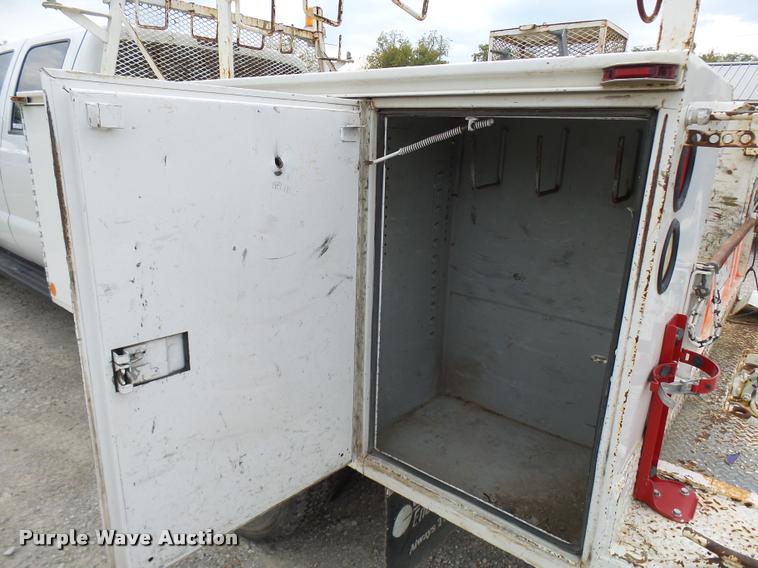 image for item AV9847 2008 Ford F550 Super Duty XL Crew Cab service truck