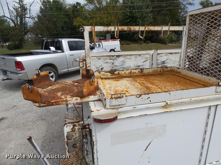 image for item AV9847 2008 Ford F550 Super Duty XL Crew Cab service truck