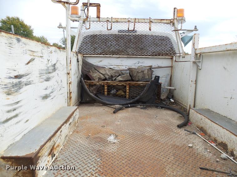 image for item AV9847 2008 Ford F550 Super Duty XL Crew Cab service truck