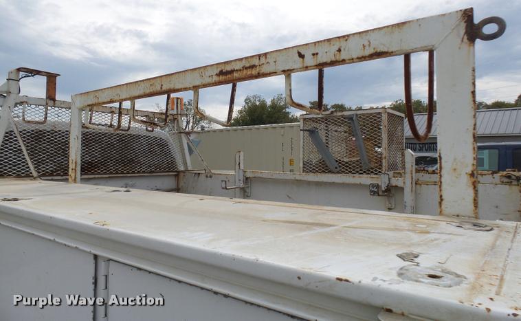 image for item AV9847 2008 Ford F550 Super Duty XL Crew Cab service truck