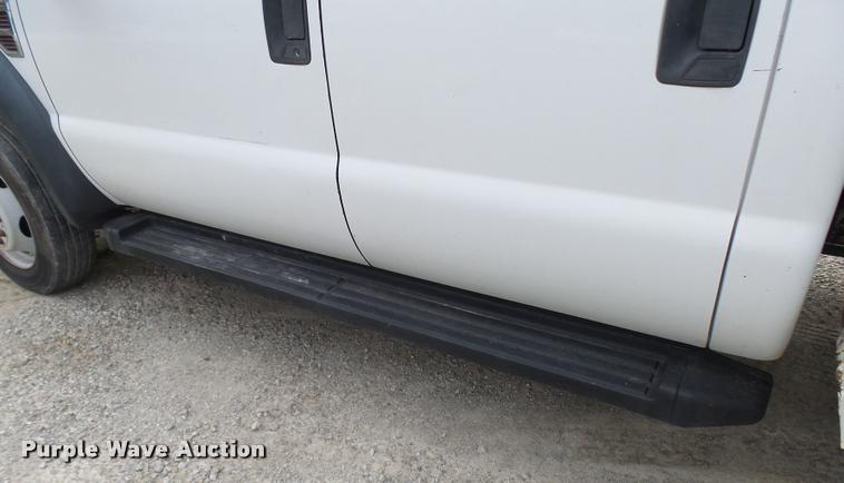 image for item AV9847 2008 Ford F550 Super Duty XL Crew Cab service truck