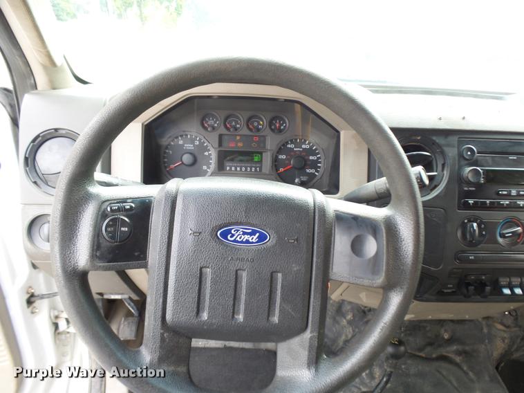 image for item AV9847 2008 Ford F550 Super Duty XL Crew Cab service truck