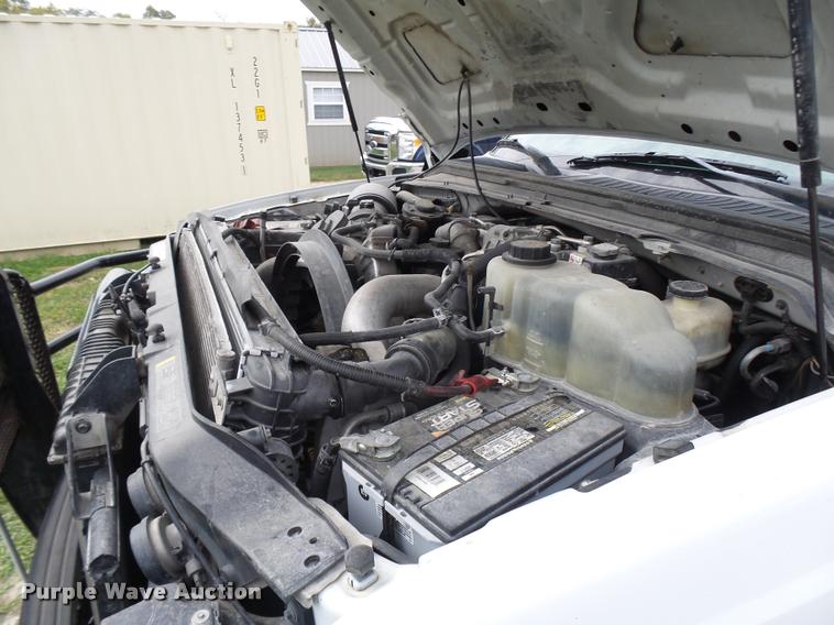 image for item AV9847 2008 Ford F550 Super Duty XL Crew Cab service truck