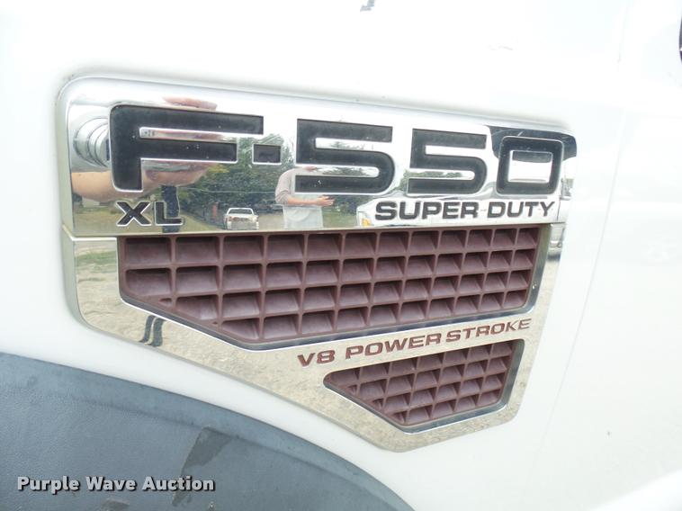 image for item AV9847 2008 Ford F550 Super Duty XL Crew Cab service truck