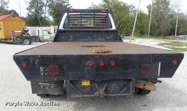 image for item AV9848 2008 Ford F550 Super Duty XL Crew Cab flatbed truck