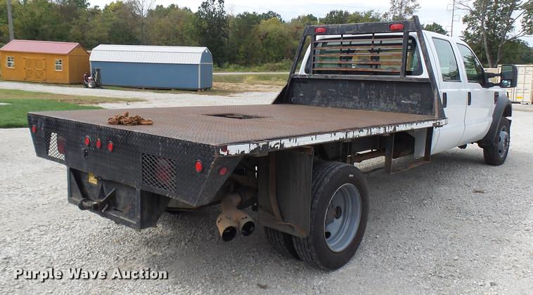 image for item AV9848 2008 Ford F550 Super Duty XL Crew Cab flatbed truck