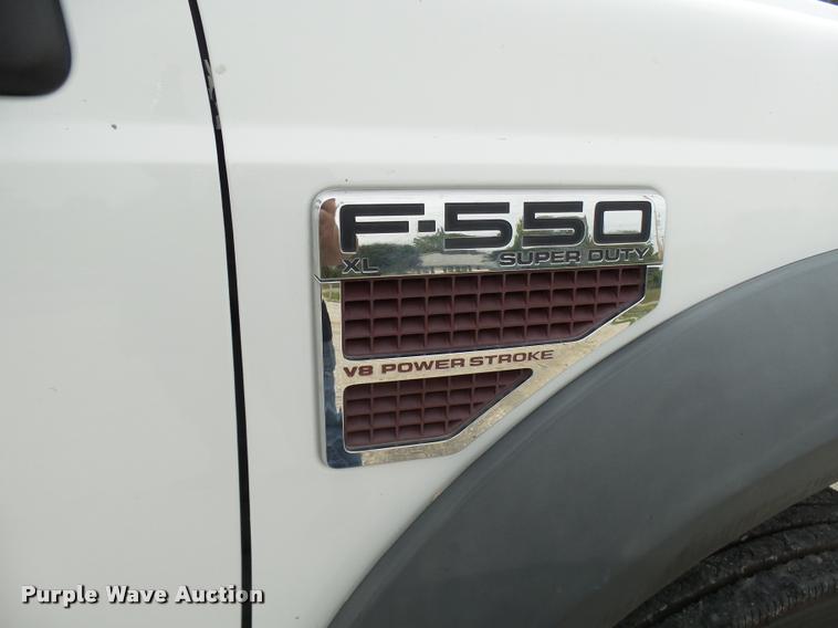 image for item AV9848 2008 Ford F550 Super Duty XL Crew Cab flatbed truck