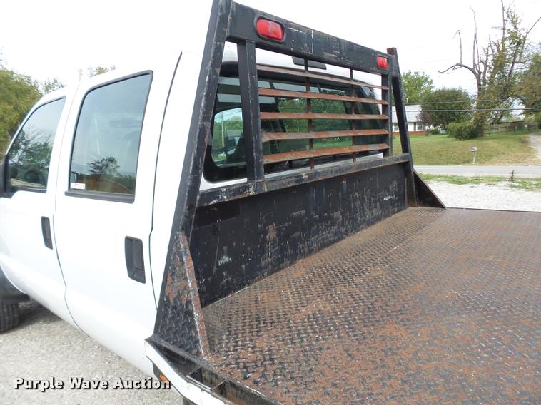 image for item AV9848 2008 Ford F550 Super Duty XL Crew Cab flatbed truck