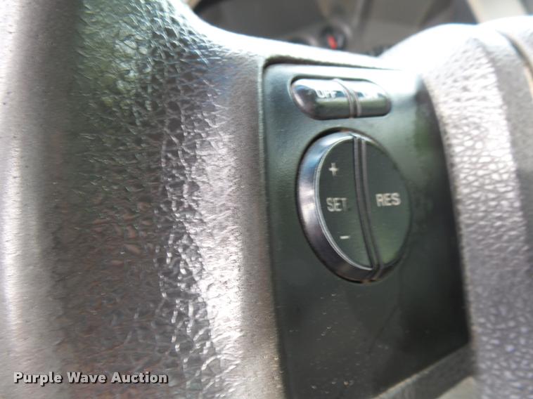 image for item AV9848 2008 Ford F550 Super Duty XL Crew Cab flatbed truck