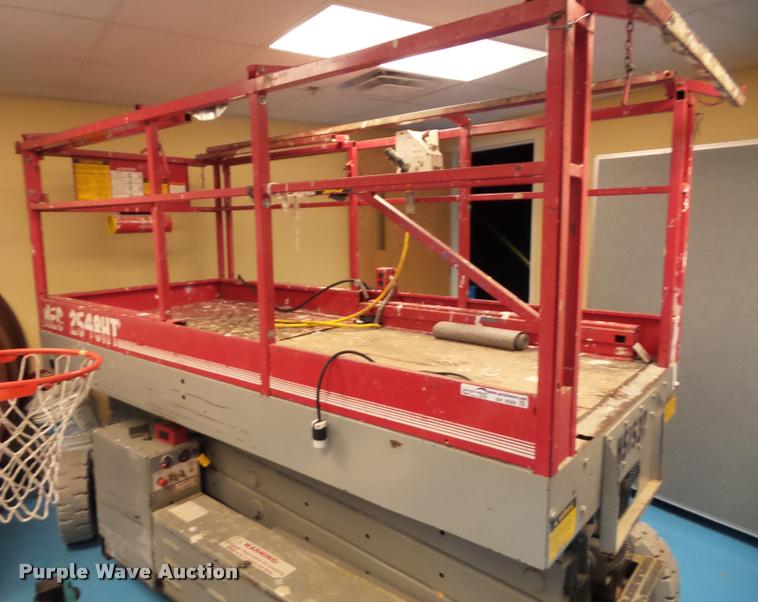 image for item BK9589 Mec 2548HT scissor lift