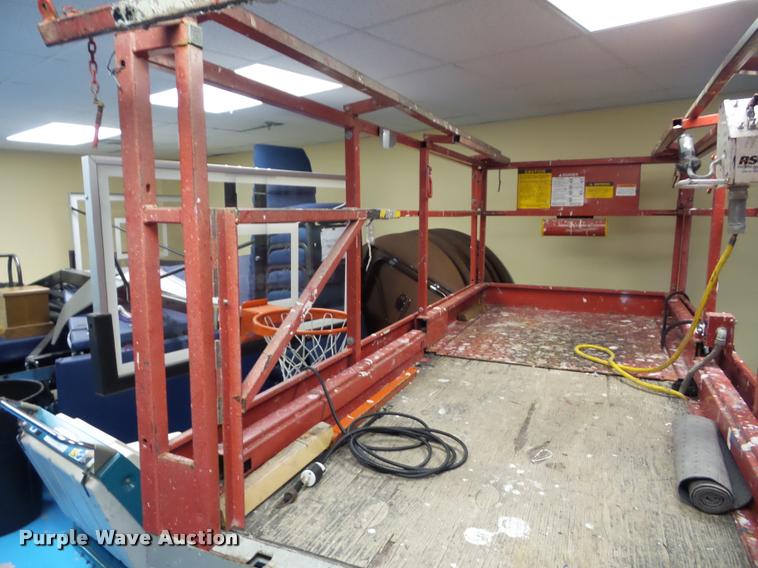 image for item BK9589 Mec 2548HT scissor lift