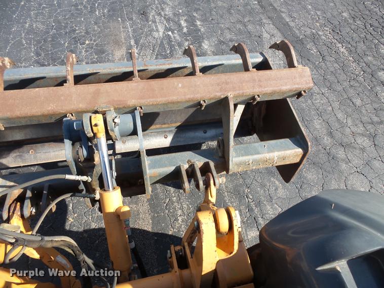 image for item BS9755 2004 Case 570 MXT landscape tractor