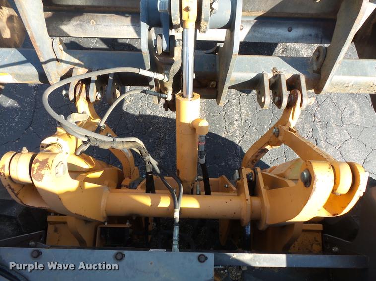 image for item BS9755 2004 Case 570 MXT landscape tractor