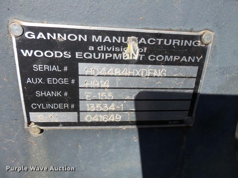 image for item BS9755 2004 Case 570 MXT landscape tractor