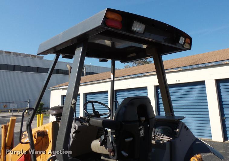 image for item BS9755 2004 Case 570 MXT landscape tractor