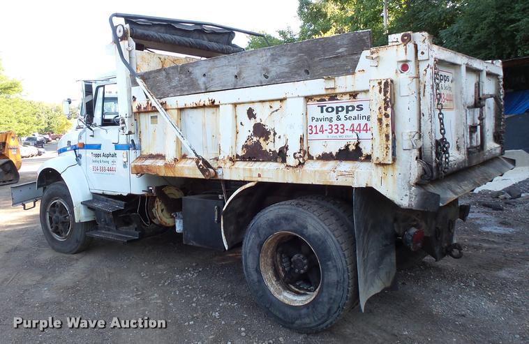 image for item BS9759 1997 International 4700 dump truck