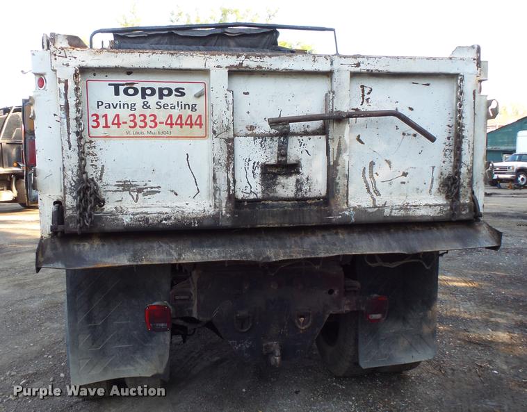 image for item BS9759 1997 International 4700 dump truck