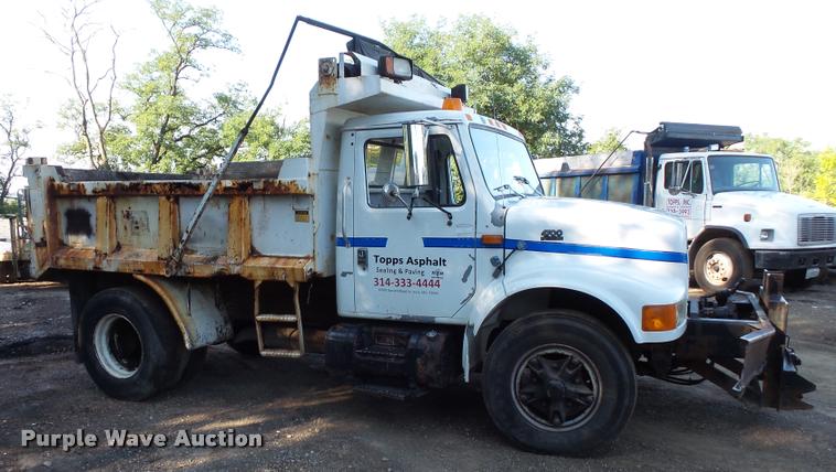 image for item BS9759 1997 International 4700 dump truck