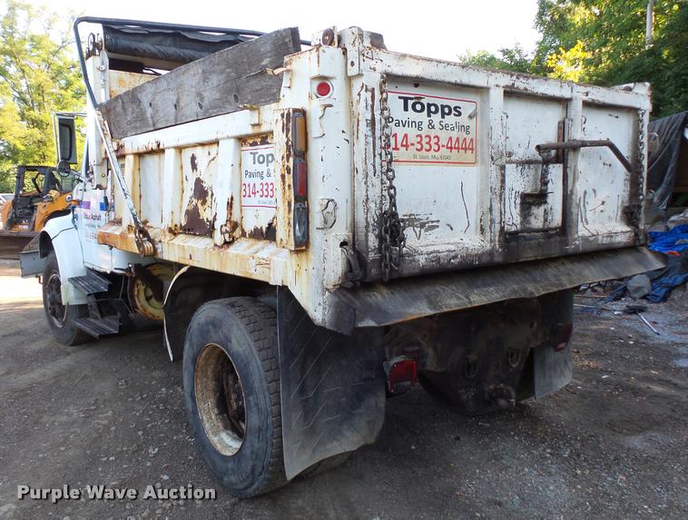 image for item BS9759 1997 International 4700 dump truck