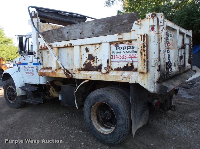 image for item BS9759 1997 International 4700 dump truck