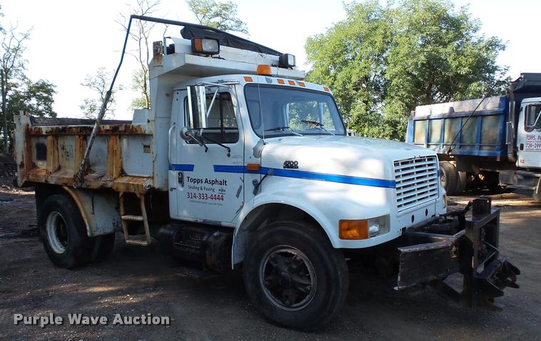 image for item BS9759 1997 International 4700 dump truck