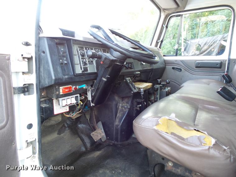 image for item BS9759 1997 International 4700 dump truck