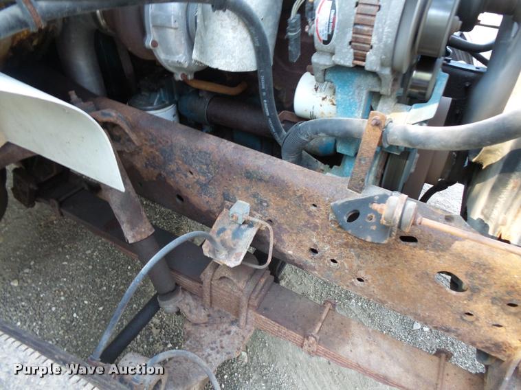 image for item BS9759 1997 International 4700 dump truck