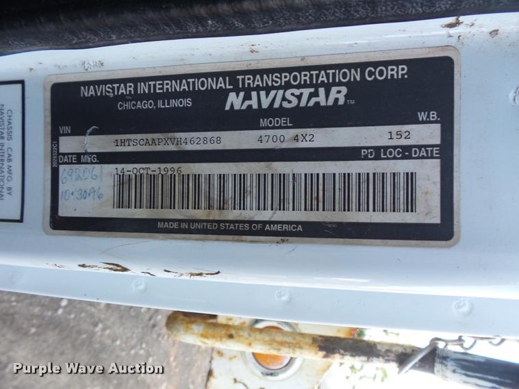 image for item BS9759 1997 International 4700 dump truck